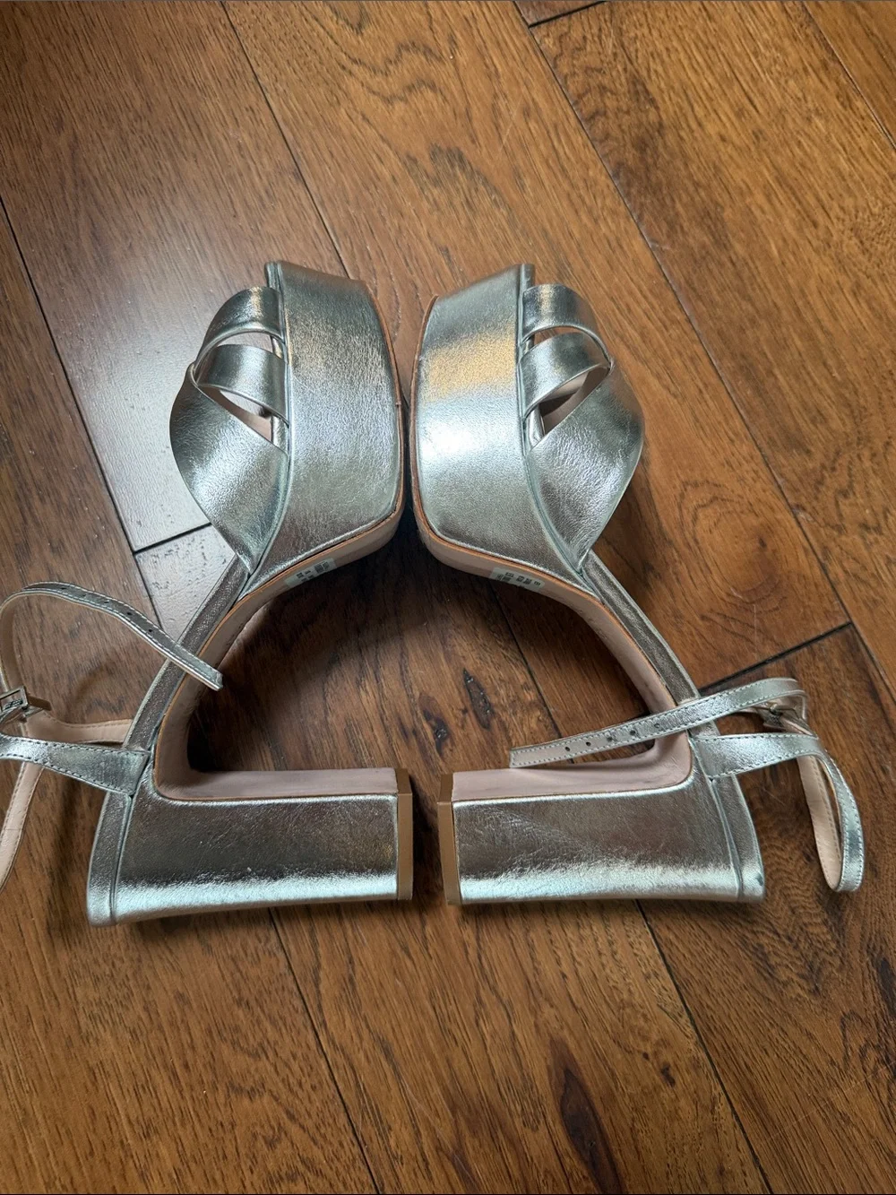 SCHUTZ Metallic SILVER Platform Sandals with Ankle Strap